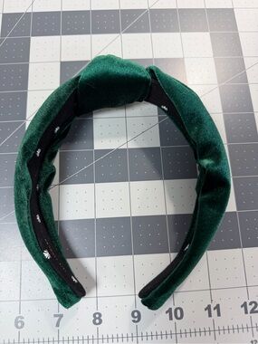 Lele Sadoughi Velvet Knotted Headband in Deep Emerald Green